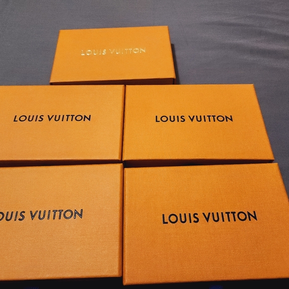 Louis Vuitton Boxes - Picture 2 of 4